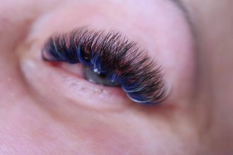 blue-lashes-3